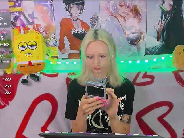 KatiaNabiee webcam