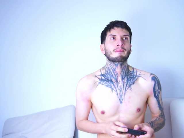 Live трансляция RoyalSeduction1 - Runet.cam