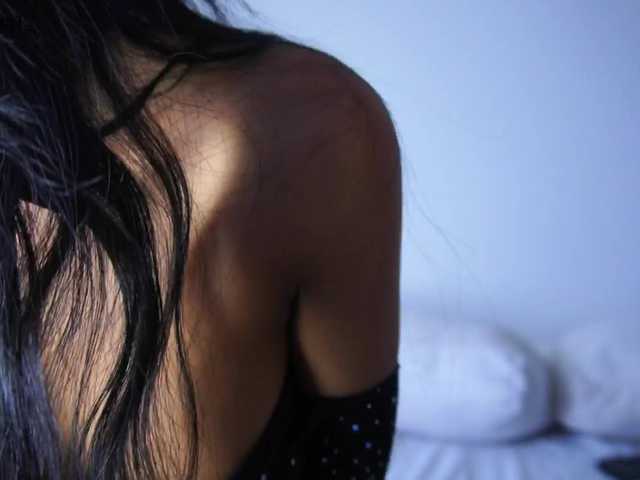 RoyalSeduction1 live cam on BongaCams