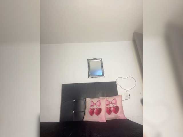 Karolsay live cam on BongaCams