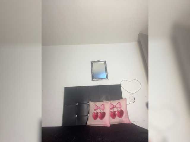Karolsay live cam on BongaCams