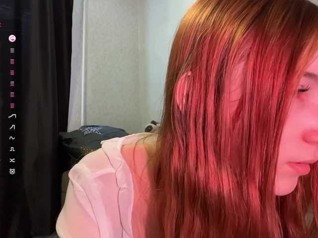 MadonnaVanson live cam on BongaCams