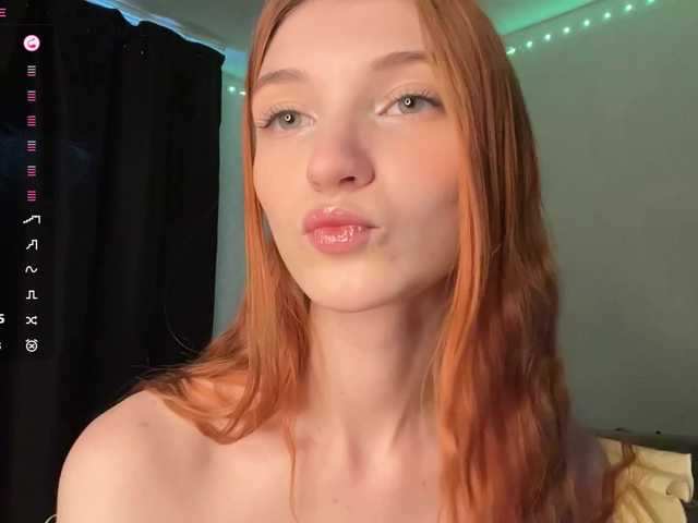 MadonnaVanson live cam on BongaCams