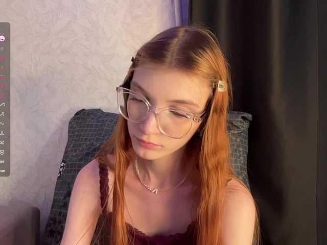 MadonnaVanson live cam on BongaCams