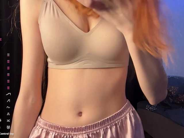 MadonnaVanson live cam on BongaCams
