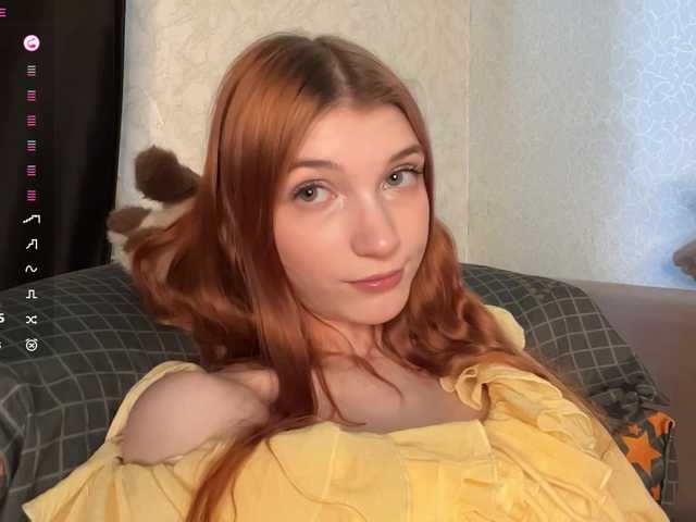 MadonnaVanson live cam on BongaCams