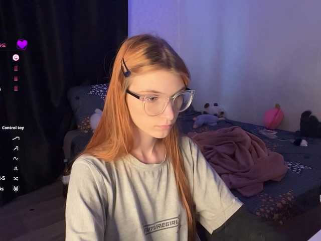 MadonnaVanson live cam on BongaCams