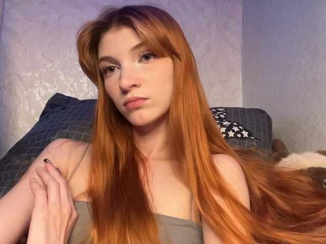 MadonnaVanson live cam on BongaCams