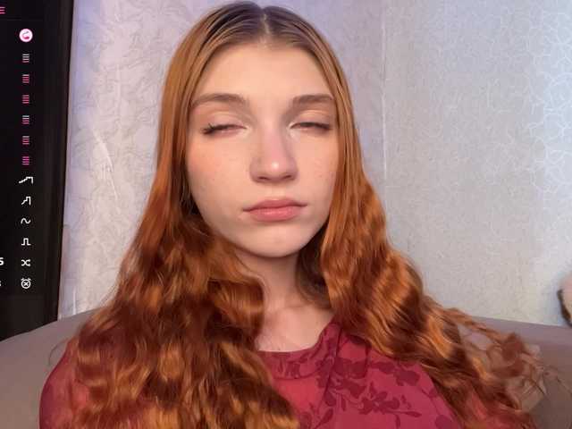 MadonnaVanson live cam on BongaCams