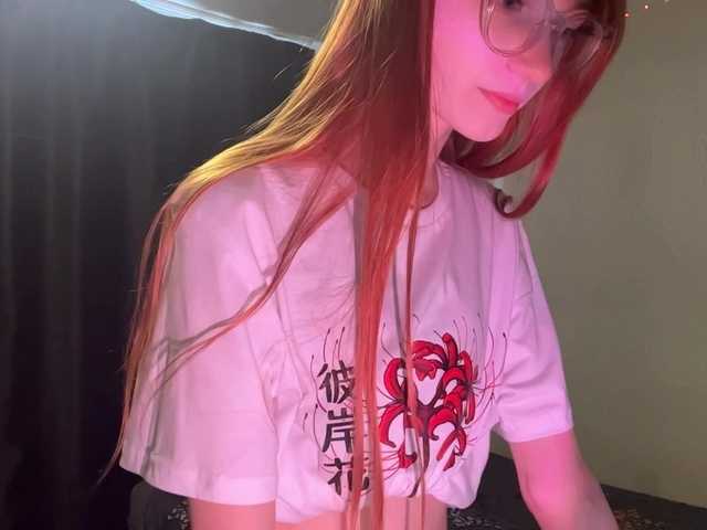 MadonnaVanson live cam on BongaCams