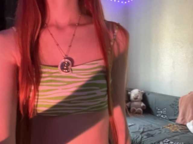 MadonnaVanson live cam on BongaCams