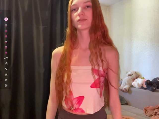 MadonnaVanson live cam on BongaCams