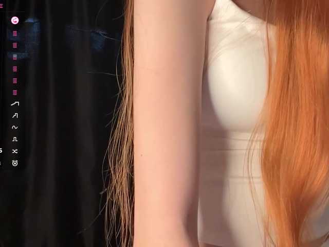 MadonnaVanson live cam on BongaCams
