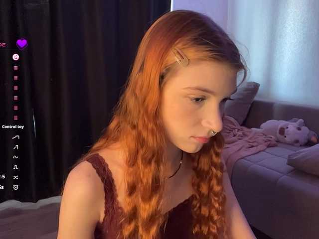 MadonnaVanson live cam on BongaCams