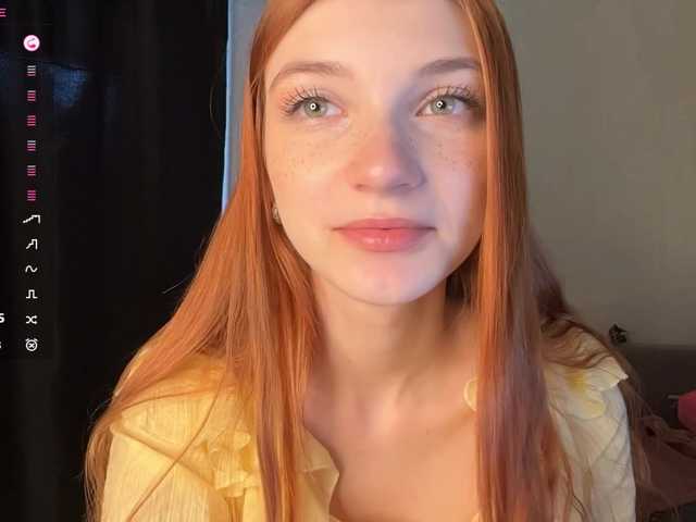 MadonnaVanson live cam on BongaCams
