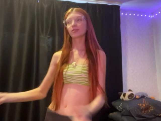 MadonnaVanson live cam on BongaCams