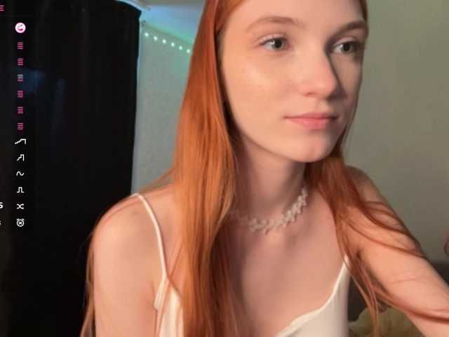 MadonnaVanson live cam on BongaCams