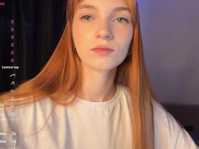 MadonnaVanson live cam on BongaCams