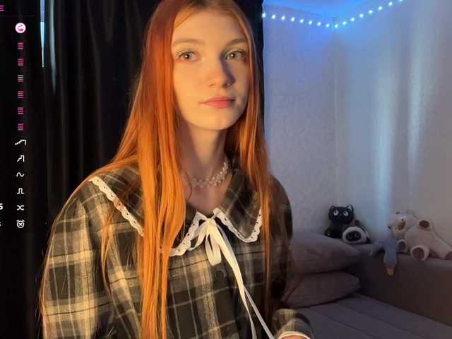 MadonnaVanson live cam on BongaCams
