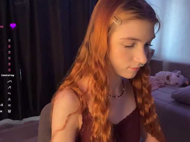 MadonnaVanson live cam on BongaCams