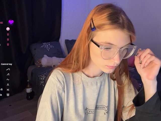 MadonnaVanson live cam on BongaCams