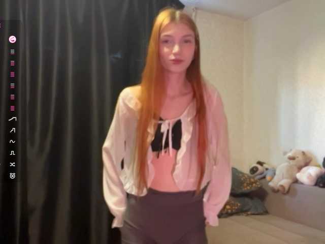MadonnaVanson live cam on BongaCams