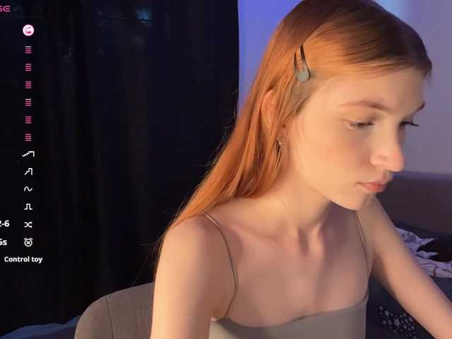 MadonnaVanson live cam on BongaCams