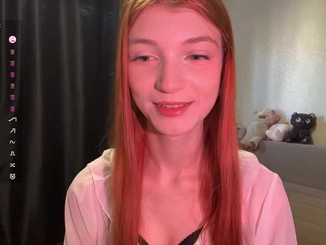 MadonnaVanson live cam on BongaCams