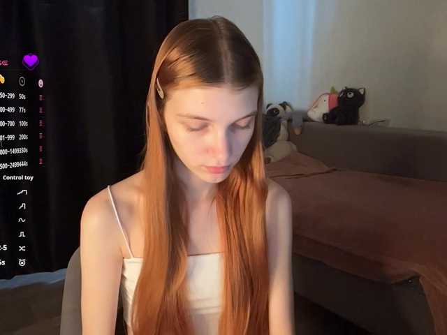 MadonnaVanson live cam on BongaCams