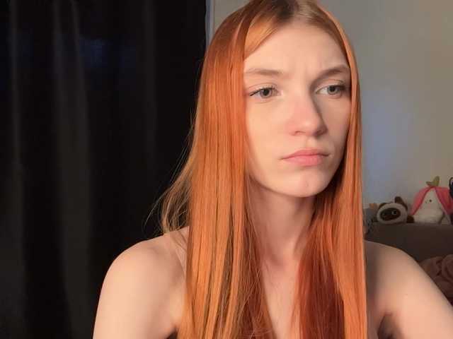 MadonnaVanson live cam on BongaCams