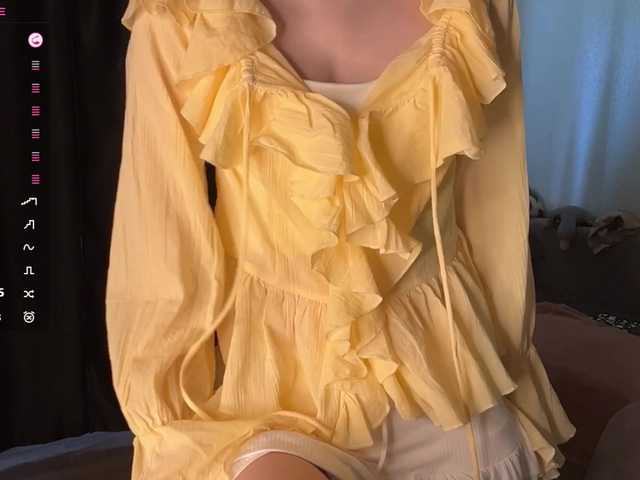 MadonnaVanson live cam on BongaCams