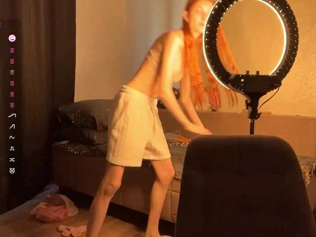 MadonnaVanson live cam on BongaCams