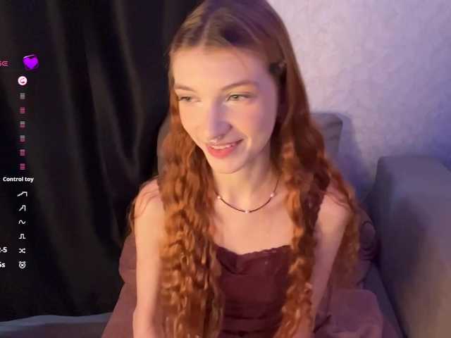 MadonnaVanson live cam on BongaCams