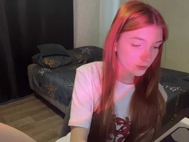 MadonnaVanson live cam on BongaCams