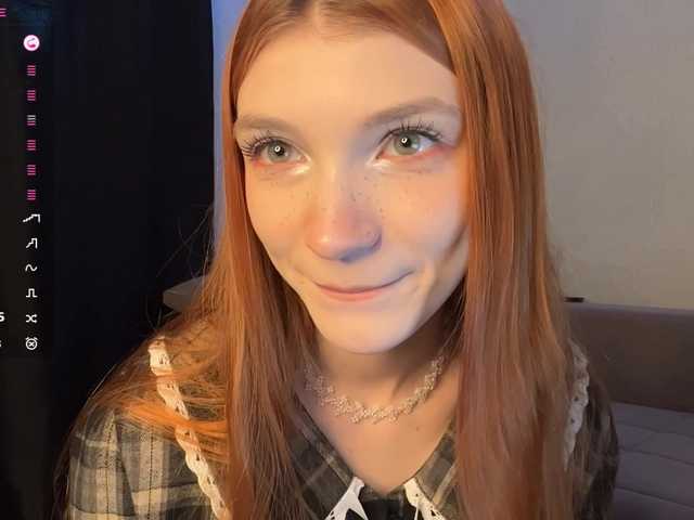 MadonnaVanson live cam on BongaCams