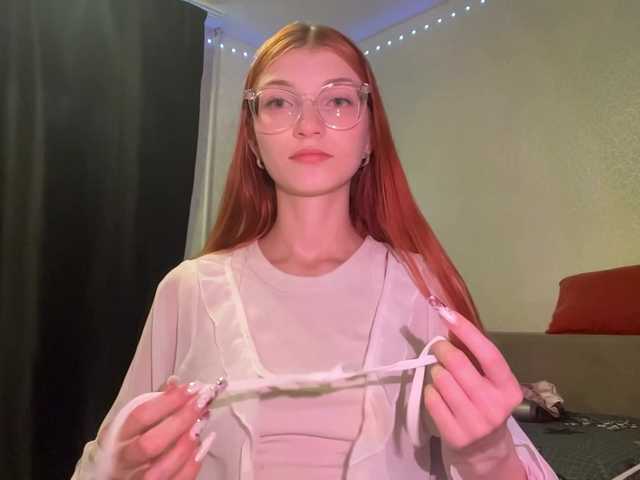 MadonnaVanson live cam on BongaCams