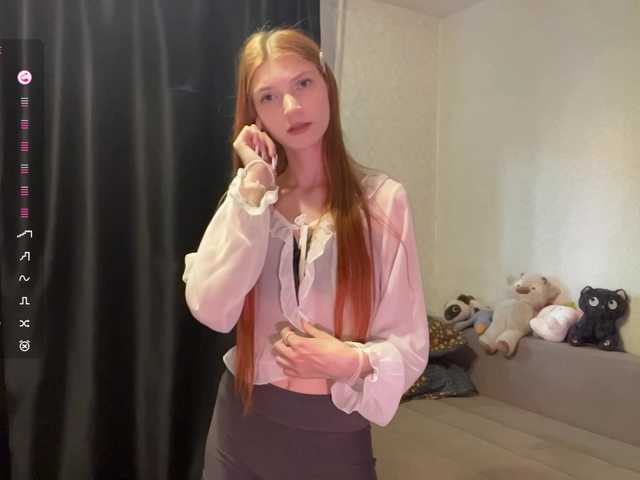 MadonnaVanson live cam on BongaCams