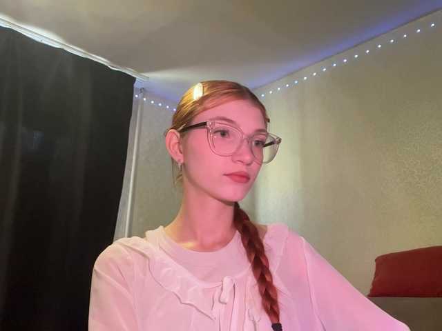 MadonnaVanson webcam