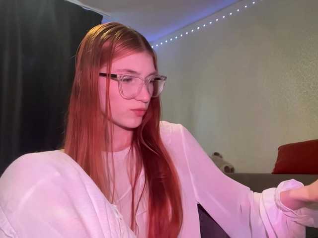 MadonnaVanson live cam on BongaCams