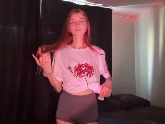 MadonnaVanson live cam on BongaCams