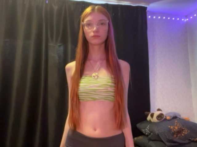 MadonnaVanson live cam on BongaCams