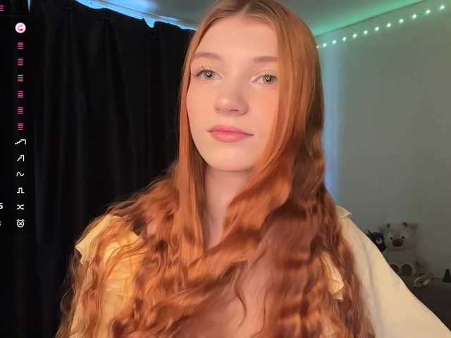 MadonnaVanson live cam on BongaCams