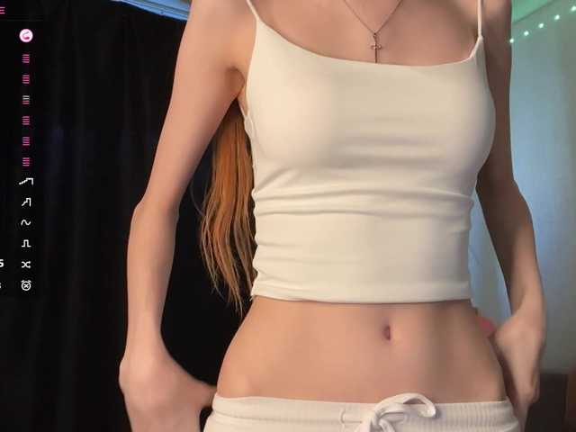 MadonnaVanson live cam on BongaCams