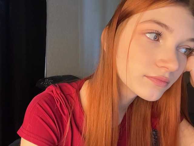 MadonnaVanson live cam on BongaCams