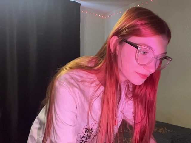 MadonnaVanson live cam on BongaCams
