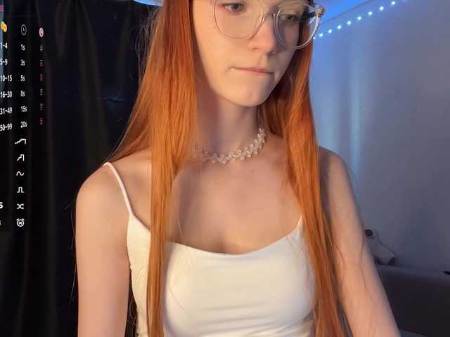 MadonnaVanson live cam on BongaCams