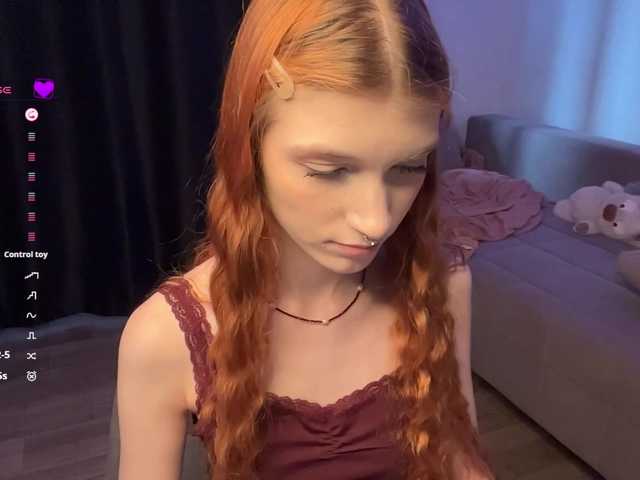 MadonnaVanson live cam on BongaCams