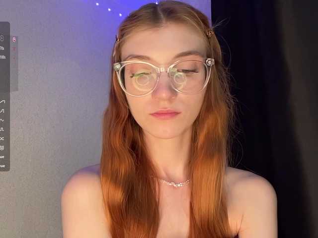 MadonnaVanson live cam on BongaCams