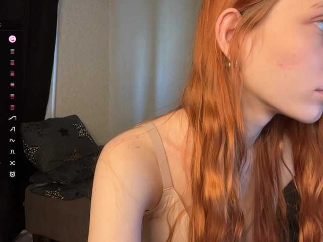 MadonnaVanson live cam on BongaCams