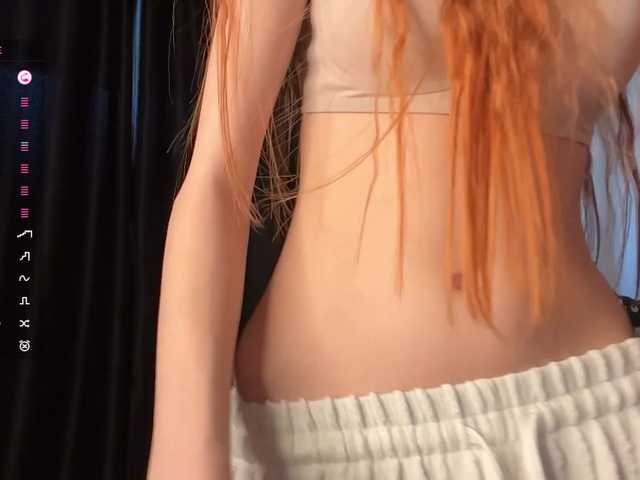 MadonnaVanson live cam on BongaCams